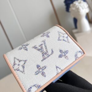 LV White Lou Wallet M83500