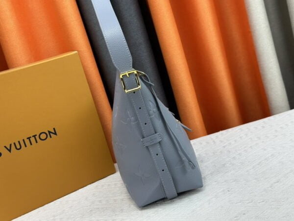 Louis Vuitton M46289 CarryAll - Image 3