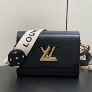 M24765 Black Twist Medium Handbag