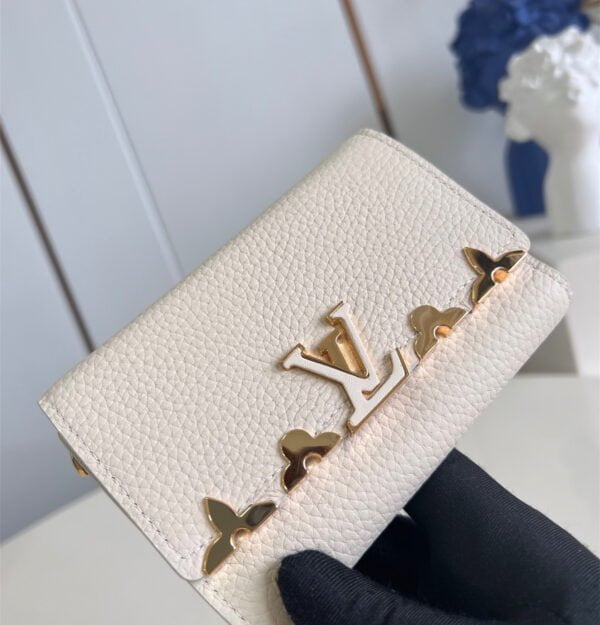 Louis Vuitton Capuchines Wallet White M82835