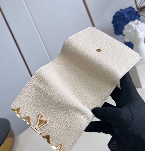 Louis Vuitton Capuchines Wallet White M82835 - Image 3